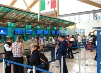 ADO triplica sus viajes entre el Aeropuerto de Cancún y la Zona Hotelera: mejora la movilidad turística ante la alta demanda