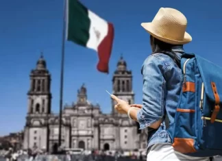 Turistas extranjeros gastaron 5% más en México durante el verano, según Visa