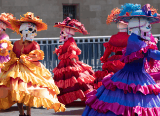 Desfile de Día de Muertos en CDMX: calles cerradas, rutas alternas y transporte afectado