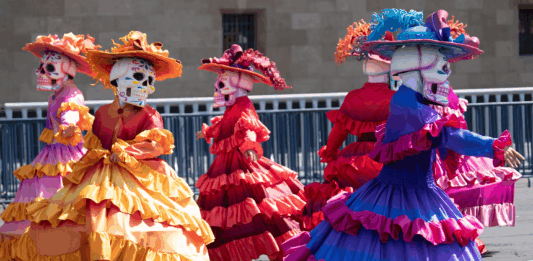 Desfile de Día de Muertos en CDMX: calles cerradas, rutas alternas y transporte afectado