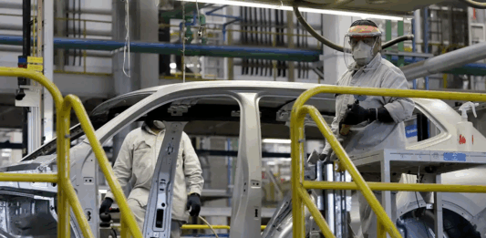 México enfrenta escasez de fábricas automotrices: por qué podrían subir los precios de los autos