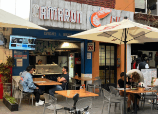 Camarón Chido, donde el aguachile pica rico y la cerveza nunca falta Camarón Chido, donde el aguachile pica rico y la cerveza nunca falta