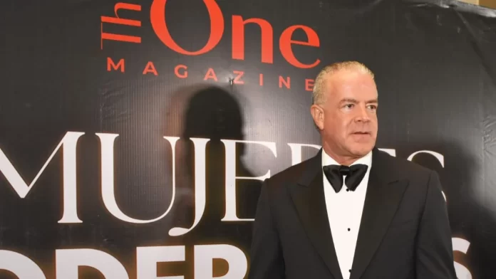 Dan orden de aprehensión a Raúl Rocha, dueño de Miss Universo