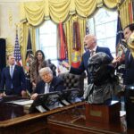 En plan con FIFA para permitir la entrada a EU En plan con FIFA para permitir la entrada a EU