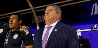 Miguel Herrera deja de ser técnico de Costa Rica Miguel Herrera deja de ser técnico de Costa Rica