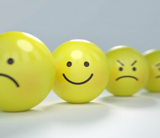 ¿Qué es el “umbral de la felicidad” y cómo impacta en nuestra salud? Estudio internacional revela sus efectos