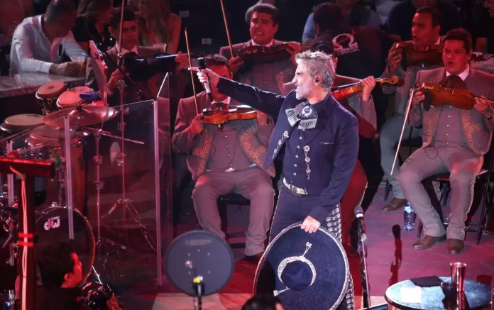 alejandro fernandez y mana mundial 2026