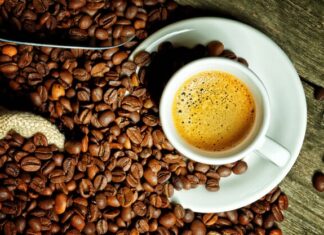 Un nuevo beneficio del café: cuántas tazas podrían reducir el riesgo de fragilidad en mayores de 55 años, según la ciencia