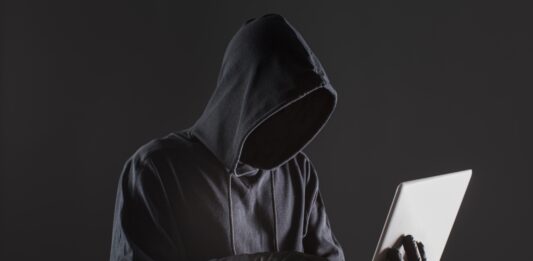Fraudes con IA se disparan en México: deepfakes aumentan 484% y ponen en riesgo a empresas cyberataques IA mundial 2