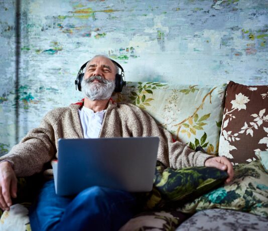 No sentirse “viejo”: el hallazgo que relaciona la autopercepción con la longevidad