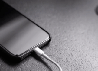 Cuál es la manera correcta de cargar el iPhone, según expertos y Apple