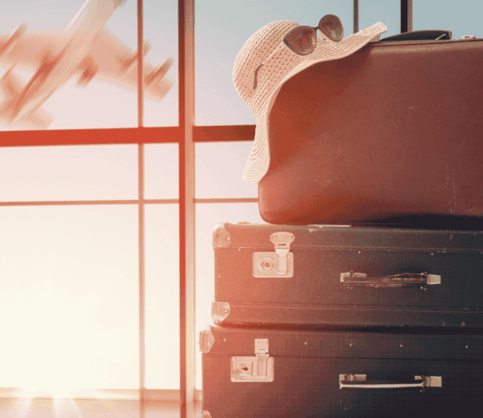 Viajar juntos: cuando un viaje vale más que flores en el amor booking travel viajes
