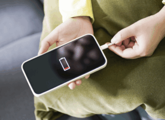 Cómo cargar un celular nuevo por primera vez: lo que realmente recomiendan los expertos en 2025