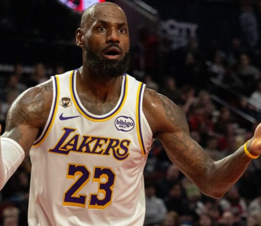 LeBron James no será titular en el All-Star LeBron James no será titular en el All-Star