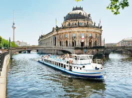Compras online y viajes dominan los intereses digitales de los latinoamericanos este verano turismo berlin