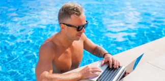 Trabajo remoto impulsa nueva forma de viajar entre jóvenes en 2026 Trabajo remoto impulsa nueva forma de viajar entre jóvenes en 2026