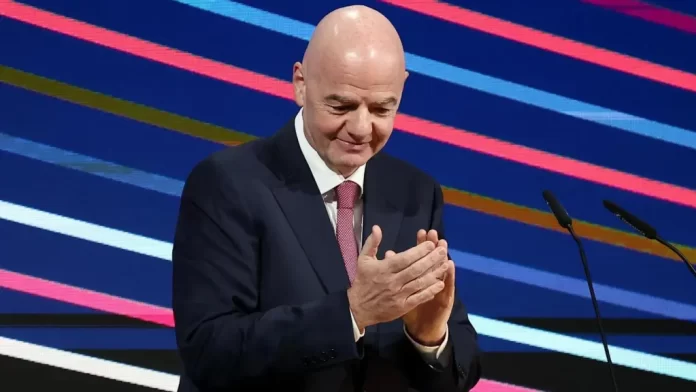 Gianni Infantino analiza levantar la sanción a Rusia