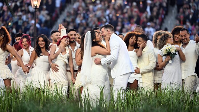 La boda del show de Bad Bunny en el Super Bowl 2026 fue real