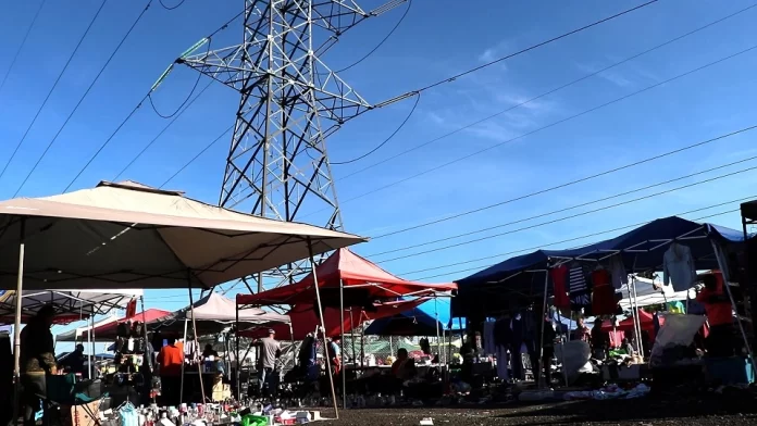 Qué tan cierta es la reubicación del tianguis de Las Torres