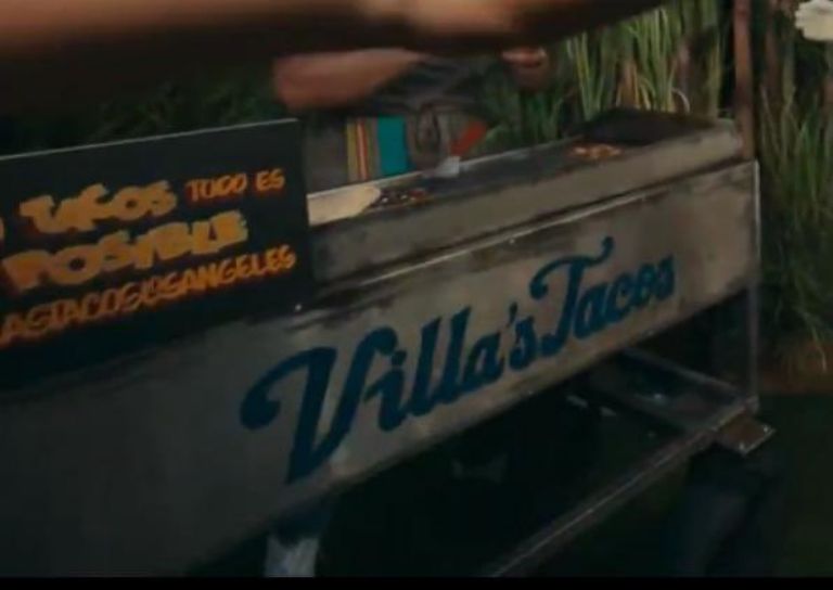 Quién es el taquero michoacano que apareció junto a Bad Bunny en el Super Bowl