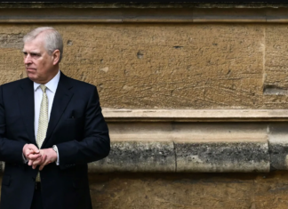 Expríncipe Andrés es arrestado en Reino Unido por presunta mala conducta en cargo público