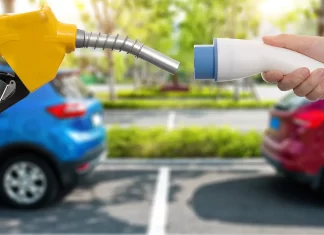 Comparativa en México: ¿un auto eléctrico puede ser más barato que uno a gasolina? autop electrico versus auto de gasolina en mexico