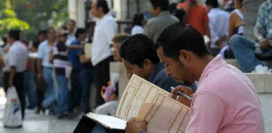 Enero registró una caída moderada en el mercado laboral formal cae empleo en mexico