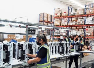 Aprueban reducción de horas de trabajo sin recorte salarial reforma 40 horas laborales