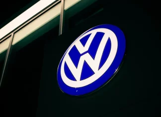 Volkswagen adelanta el Golf eléctrico de novena generación: así será el futuro del icónico hatchback Golf eléctrico