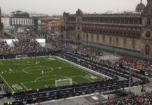 La CDMX transforma el Zócalo en una cancha gigante para celebrar el futbol La CDMX transforma el Zócalo en una cancha gigante para celebrar el futbol