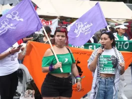Eliminar el aborto del Código Penal: la nueva exigencia del movimiento feminista en México aborto legal feministas