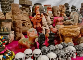 Artesanos de Chichén Itzá rechazan traslado al nuevo centro turístico y advierten resistencia artesanos de chichenitza