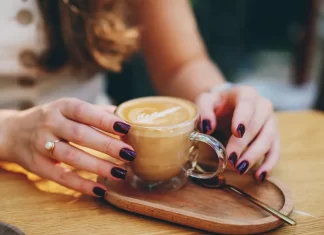 Autoridades alertan por calor extremo y recomiendan no consumir café beber cafe