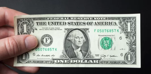 Billetes de dólar cambiarán: incluirán firma de Trump por primera vez billete de un dolar
