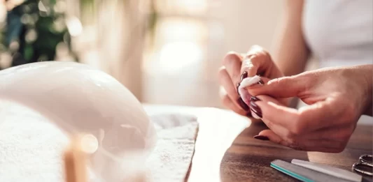 Las uñas japonesas se consolidan como tendencia de belleza en 2026 diseño de uñas japonesas tendencias