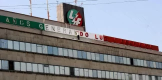 Reforma contra pensiones millonarias dejaría a más de 700 ex funcionarios de LyFC sin jubilaciones elevadas luz y fuerza del centro pensiones