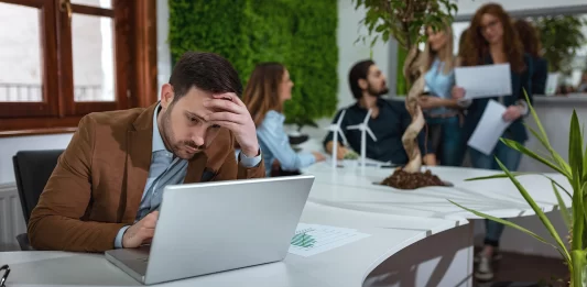 Coaching empresarial: la clave para prevenir relaciones laborales tóxicas personas toxicas empresa