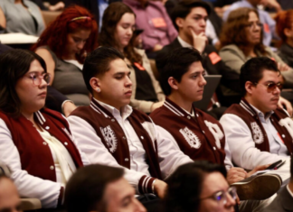 Estudiantes del IPN varados en Londres exigen pago de becas; SEP presiona a Fundación Politécnico
