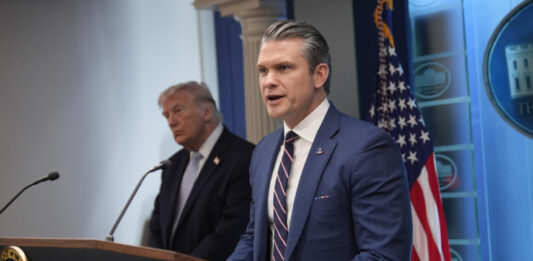 Estados Unidos esta listo para atacar Irán si no llegan a un acuerdo de paz Estados Unidos esta listo para atacar Irán si no llegan a un acuerdo de paz