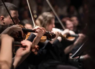 Castillo de Chapultepec tendrá concierto a la luz de velas con Mozart y Beethoven Mozart y Beethoven