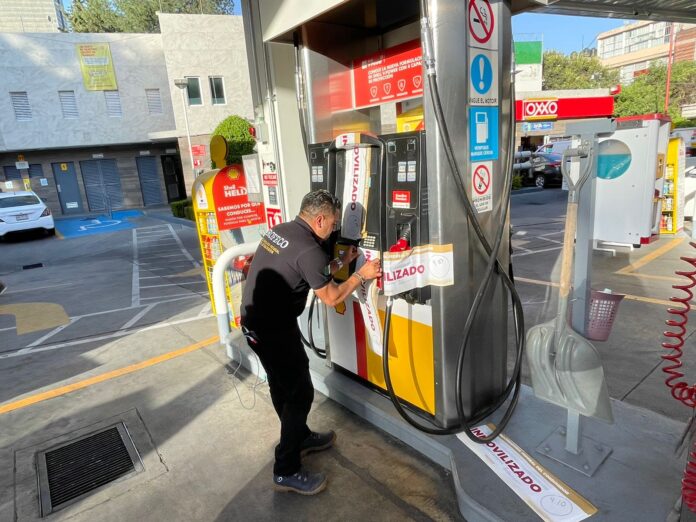 Profeco exhibe gasolineras “careras” en Edomex