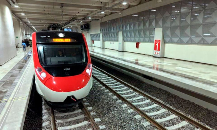 Tren suburbano pasa a manos del gobierno tras acuerdo con CAF Tren suburbano pasa a manos del gobierno tras acuerdo con CAF