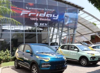 Marca china de autos desaparece de México sin aviso: clientes quedan en incertidumbre agencia autos sev