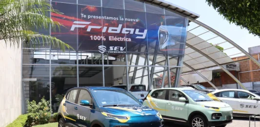 Marca china de autos desaparece de México sin aviso: clientes quedan en incertidumbre agencia autos sev