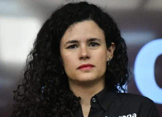 Morena se reconfigura: salida de Alcalde desata cambios en partido y gobierno cambios morena maria luisa alcalde