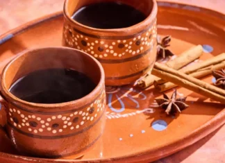 Café con canela: los beneficios que respaldan científicos en 2026 combincacion de cafe y canela