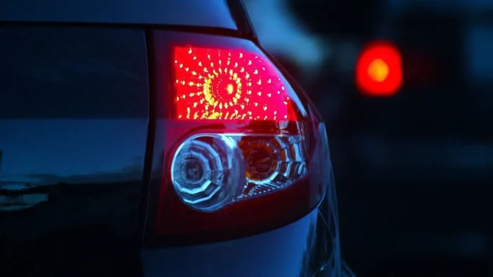 luz fundida auto multa