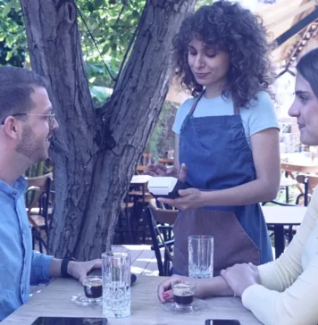 Profeco prohíbe propina obligatoria en restaurantes: multas pueden superar los 3 millones profeco propinas