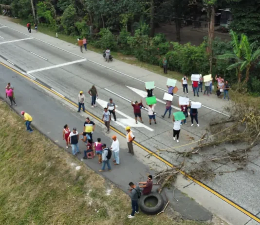 Bloqueos petroleros en Tabasco aumentan pese a millonaria inversión social protestas petroleros tabasco pemex