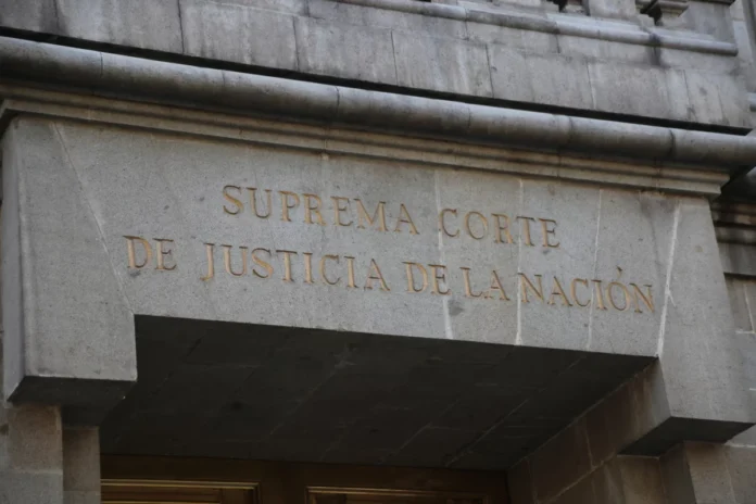 suprema corte licencias doradas